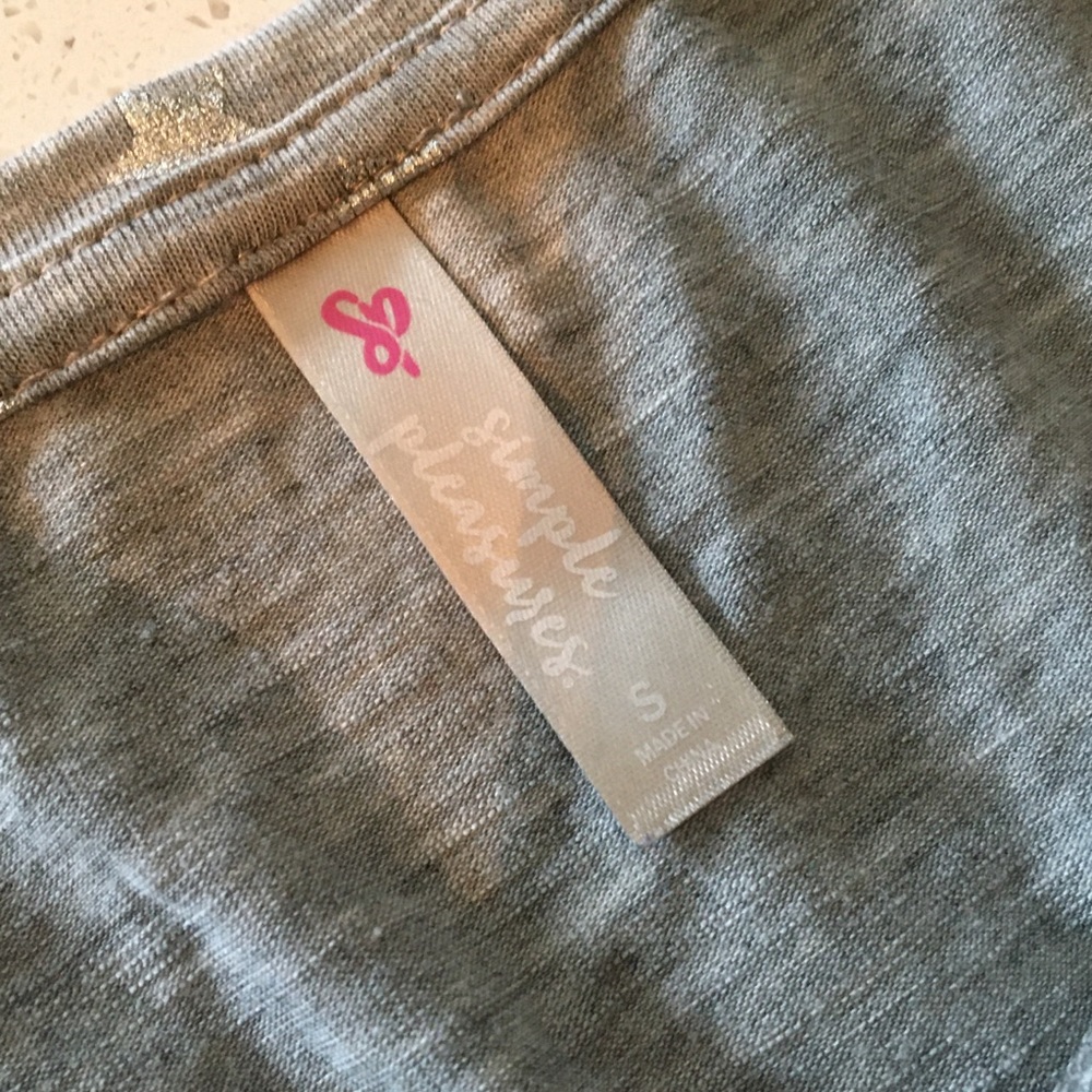 Run For The Roses T Shirt - Picture 4 of 4